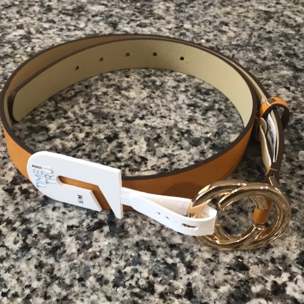 Time and Tru Double Open C Buckle Belt